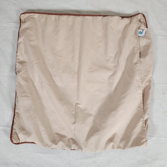 Martha Stewart Collection Euro Sham 24x24 Embroidered Trellis Like Pattern - Picture 2 of 12